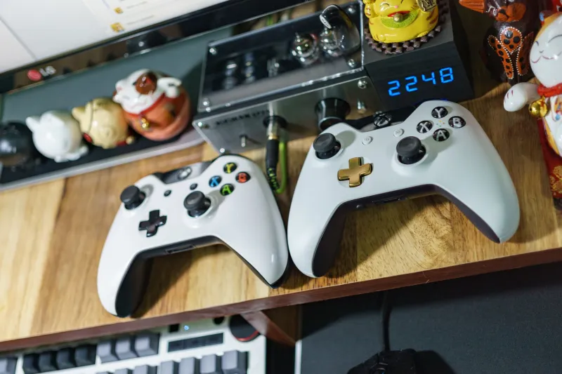 Tocar madera antes de guardar: las supersticiones que los gamers españoles nunca dejarán atrás